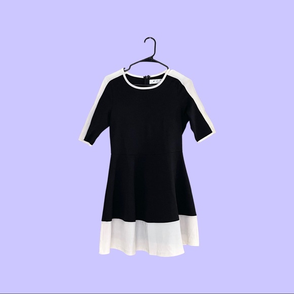 Quarter-Sleeved Dress - Picture 1 of 1
